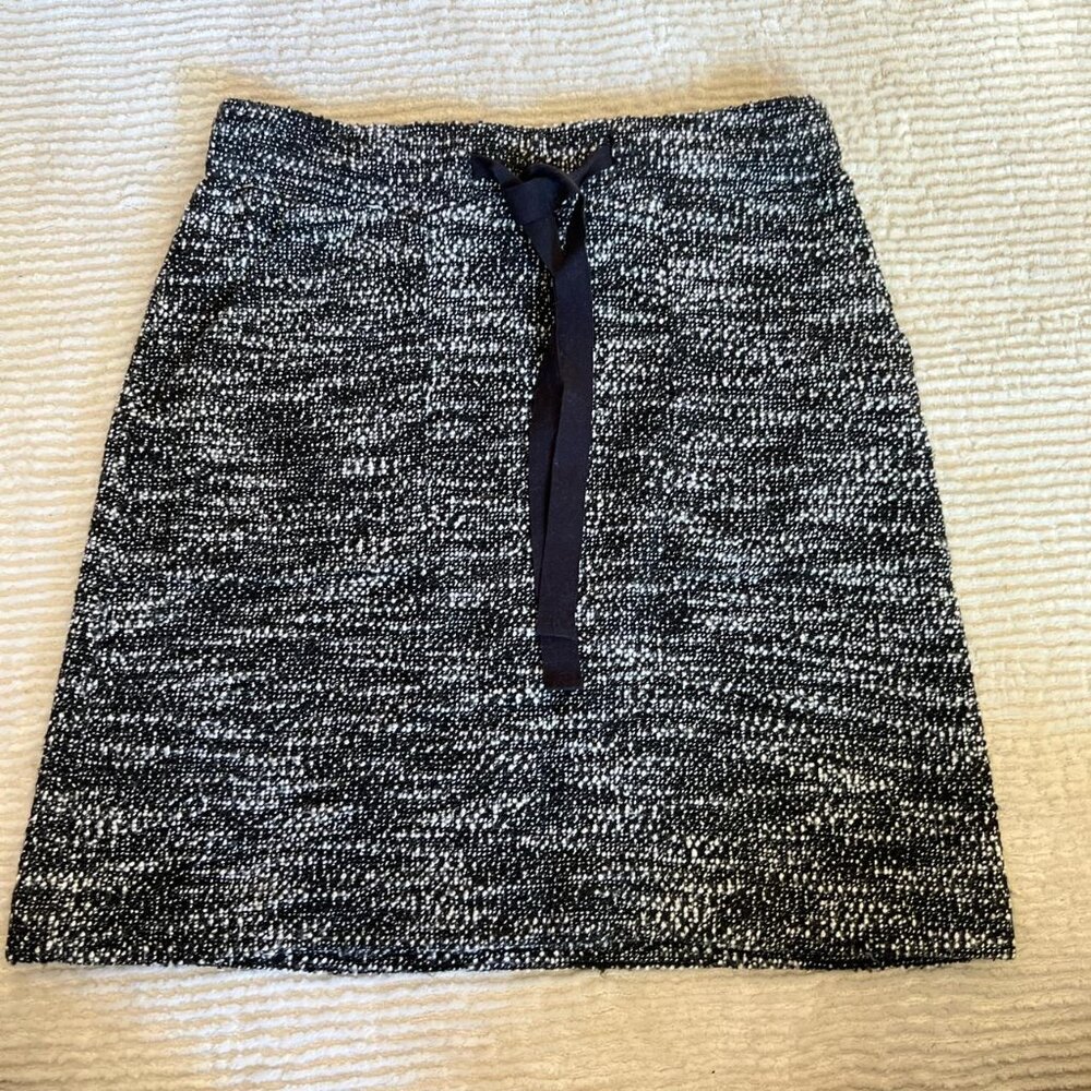 LOFT High Waisted Marled Skirt